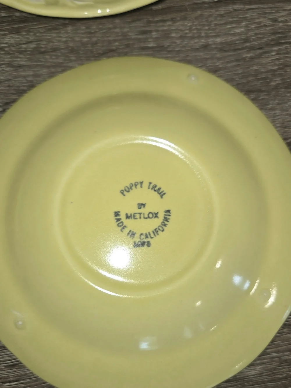 Set of 4 Metlox Pottery Poppy Trail Flora Lace Saucers 6